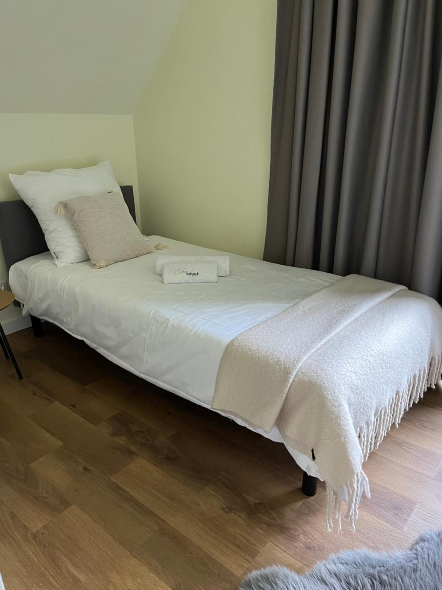 Chalet Eko Zakatek Ostre